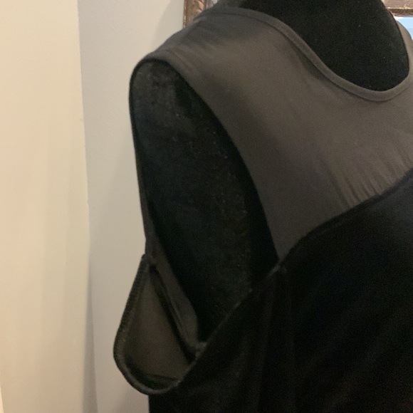 Vince Camuto Dress Velvet & Sheer Cold Shoulder - Picture 5 of 9